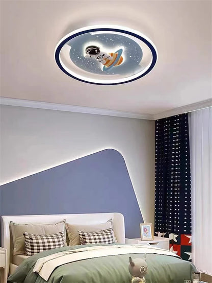 Moderne Zimmerlampe mit Astronauten- und Planetenmotiven